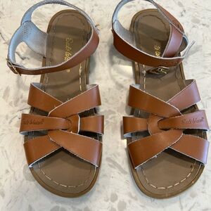 Saltwater Original Leather Sandals Big Kids 6 Women's 8 EUC